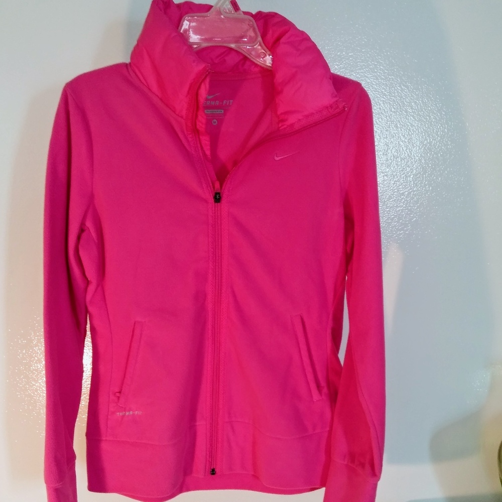 Nike Therma-Fit